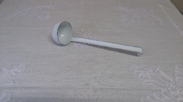 ZOMÁNCOS MERŐKANÁL 6CM  47/6
